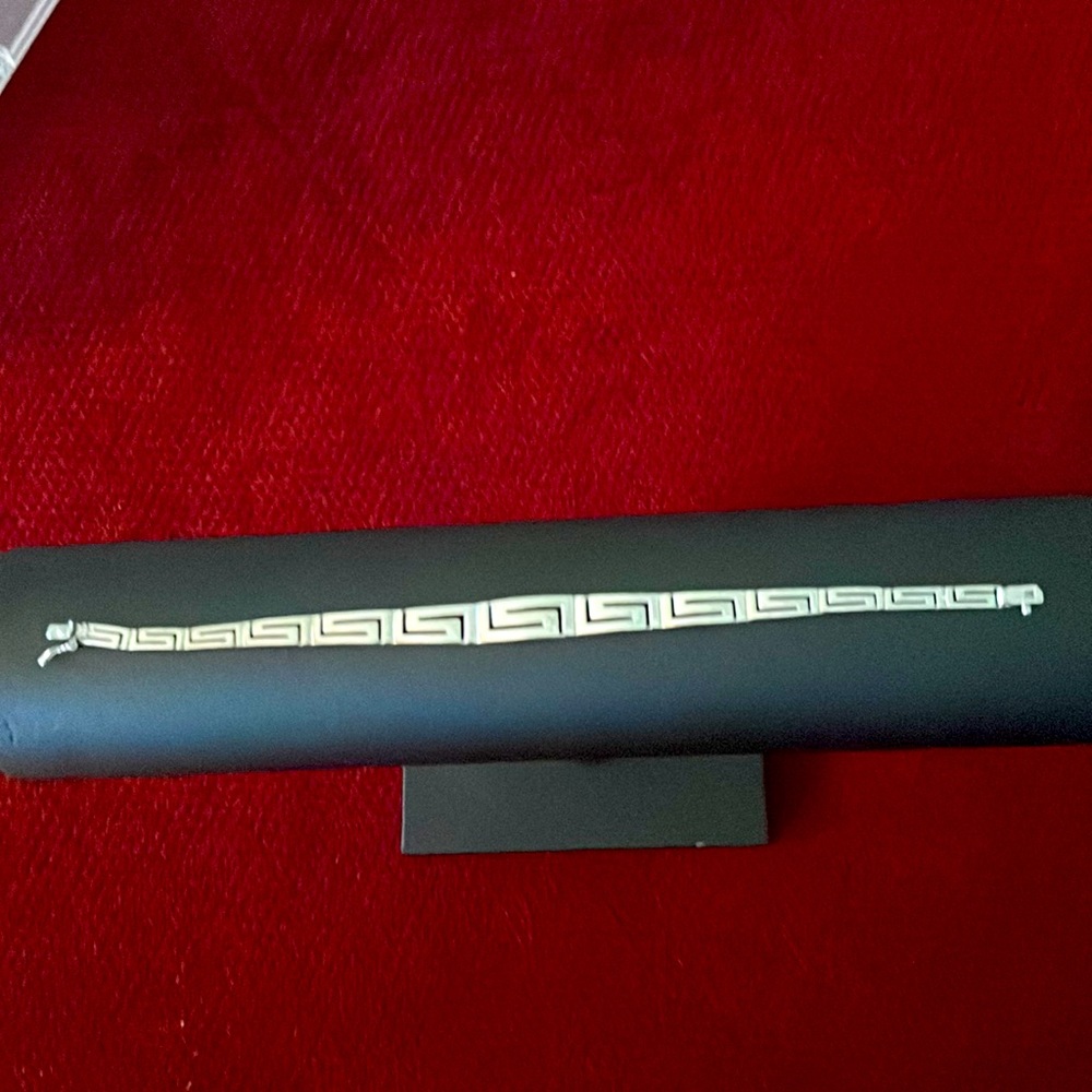 Silver bracelet NWOT